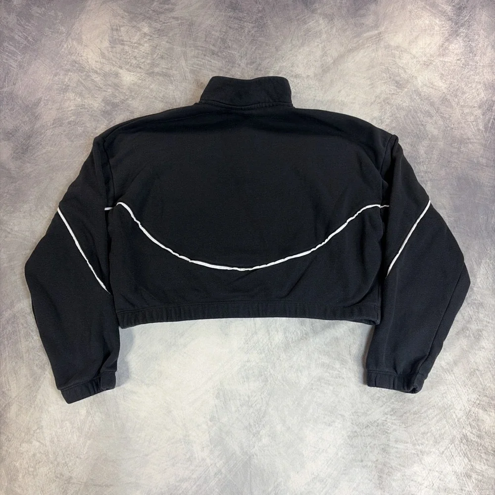 Nike Sweatshirt Womens XL Black Cropped Quarter Snap Mock Neck Piping Pullover